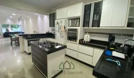 Casa à venda 4 Quartos, 4 Vagas, 450M², Jardim Ana Rosa, Taubaté - SP