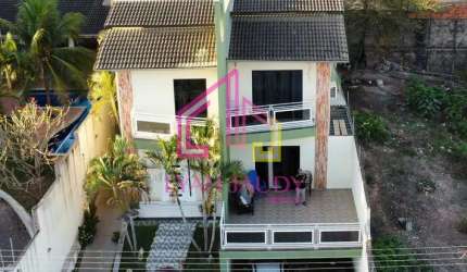 Casa à venda no Bairro Santa Cruz II, Cuiabá- MT, 308 m2 úteis, Placa Solar, ares cond.,  02 suítes