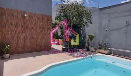 Sobrado à venda, Morada do Ouro, Cuiabá, MT. 234,75 m², 5 Quartos, sendo 3 suítes, piscina com casc