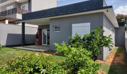 Casa térrea à venda no Condomínio Villa Verona, em Sorocaba -SP