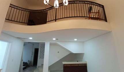 Sobrado reformado à venda no Condominio Belvedere II, Sorocaba-SP.
