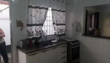 Casa térrea à venda na Vila Barcelona, em Sorocaba -SP.