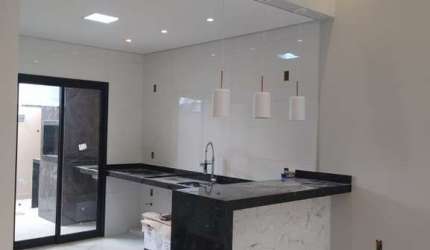 Casa térrea à venda no Residencial Villaggio Ipanema I, em Sorocaba -SP.