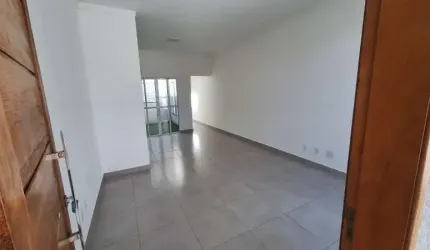 Casa geminada à venda na Vila São Caetano, em Sorocaba- SP.