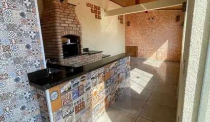 Casa térrea à venda no Parque São Bento, Sorocaba- SP.