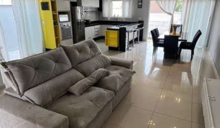 Casa à venda no Condomínio Residencial Santinon, em Sorocaba-SP.