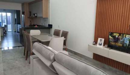 Casa à venda no Condomínio Horto Florestal Villagio, em Sorocaba/SP.