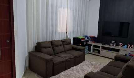 Casa térrea à venda na Vila Haro, em Sorocaba-SP.