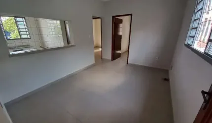 Apartamento à venda no Jardim Saíra, em Sorocaba-SP.
