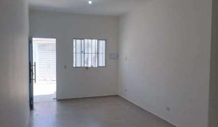 Casa geminada à venda no Parque São Bento, em Sorocaba-SP.