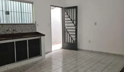 Casa para locação na Vila Hortência, em Sorocaba-SP.