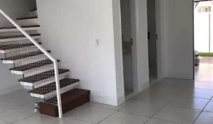Sobrado para alugar no Residencial Village Salermo, em Votorantim-SP