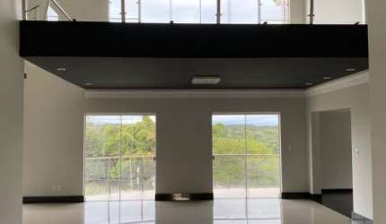 Casa à venda no Condomínio Portal do Sabiá, em Araçoiaba da Serra- SP