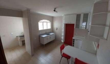Apartamento à venda no Edifício Lisboa, em Sorocaba-SP.
