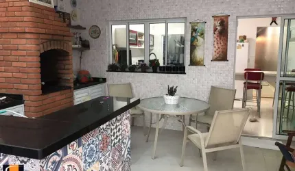 Lindo Sobrado  3 suítes com Piscina - 268m² - Mooca