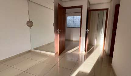 Vendo casa 3/4 sendo um suite