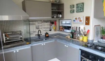 Oportunidade. Lindo sobrado alto padrão para venda na Vila do Golfe, Cond. Buona Vita Ribeirão, 3 dormitorios com 1 suite, varanda gourmet em 250 m2 t