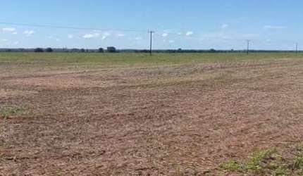 Fazenda para venda na região de Uirapuru-GO com 1.600 hectares sendo 1.300 hectares abertos para lavoura, boa de agua