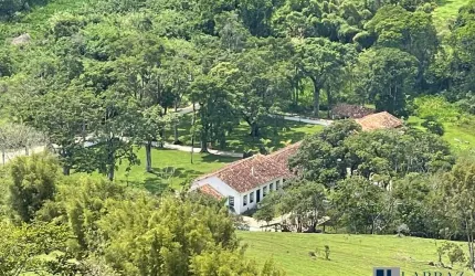 Linda fazenda para venda em Taubate-SP com 296 alqueires na pecuária, excelente em benfeitorias e casa sede de cinema