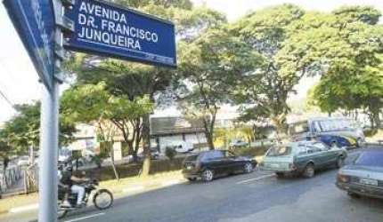 Excelente prédio comercial para venda na Avenida Francisco Junqueira em otima localização, imovel de esquina, area total 850 m2