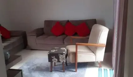 Imóvel de esquina com 2 casas separadas para venda no Jardim Marchesi próximo da Cásper Líbero em 299 m2 de área total