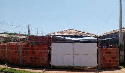 Casa para venda em Monte Aprazivel-SP no Villa Flora, 2 dormitorios, 1 vaga de garagem, area construida 42 m2 em um terreno de 212 m2