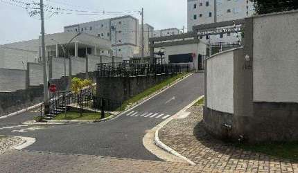 Oportunidade. Apartamento para venda em Taubate-SP no Granjas Santa Terezinha, Cond. Trvialli, 2 dormitorios em 50 m2 privativos