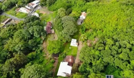 Lindo sitio alto padrão para venda na Serra da Mantiqueira em Amparo-SP, área 36.765 m2, completo, com 5 residencias, ideal para pousada ou locações s