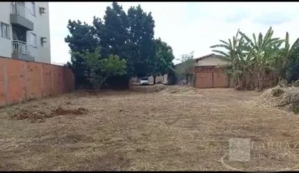 Excelente area para venda ou locação no Ipiranga/Dutra II, com 2.088 m2, plano, murado, ideal para incorporação, area de lazer e etc.