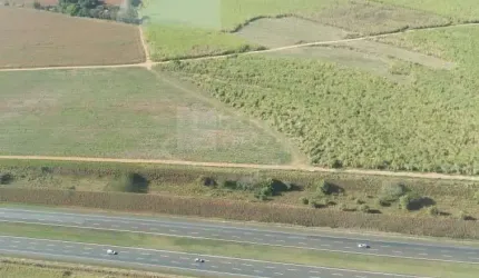 Area nobre para loteamento industrial a venda na beira da Rod. Dos Bandeirantes em Santa Barbara do Oeste-SP, com 109.000 m2, excelente localização