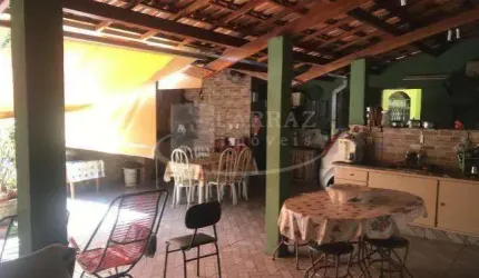 Excelente casa para venda na Vila Virginia proximo da Monteiro Lobato, 3 dormitorios, varanda gourmet e pomar em 468 m2 de area total