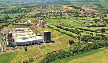 Area para incorporação a venda no charmoso Vila do Golfe ao lado do Shopping Iguatemi, Area total 1.519 m2, estuda parceria na incorporação