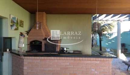 Linda casa para venda no Condominio Recanto do Rio Pardo em Jardinopolis, 4 suites, piscina, varada gourmet e 360 m2 de área construída em um terreno de 1000 m2
