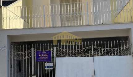 Excelente sobrado no centro de Taubaté