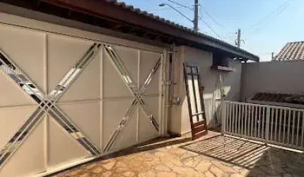 Sobrado com 3 dormitórios sendo 1 suite à venda, 270 m² por R$ 950.000 - Jardim Regina - Indaiatuba/SP