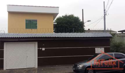 Sobrado de 260m² com 3 dormitórios e suíte à venda no Jardim Monte Carmelo, Guarulhos por R$700.000