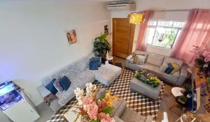 Casa à Venda em Ipiranga - 3 Suítes, 146m² por R$970.000