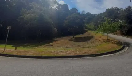 Terreno para Venda, Colinas do Paratehy