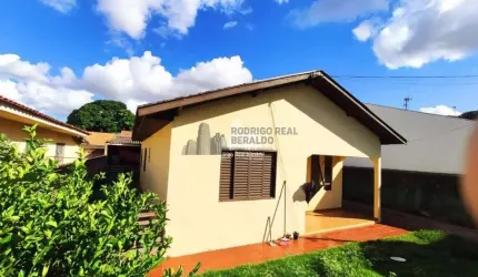 Casa com 2 quartos à venda na Rua Antonio Galhardo, 329, Jardim Brasília, Paiçandu por R$ 350.000