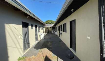 Kitnet / Stúdio à venda na Rua Pioneiro Arlindo Pedralli, Parque das Laranjeiras, Maringá, 232 m2 por R$ 940.000