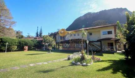 Casa em Condomínio para Venda em Teresópolis, Comary, 3 dormitórios, 1 suíte, 6 banheiros, 2 vagas