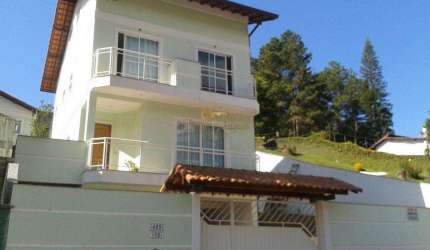 Casa em Condomínio para Venda em Teresópolis, Agriões, 3 dormitórios, 1 suíte, 2 banheiros, 2 vagas