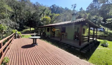 Casa para Venda em Teresópolis, Santa Rita, 2 dormitórios, 1 suíte, 2 banheiros, 3 vagas