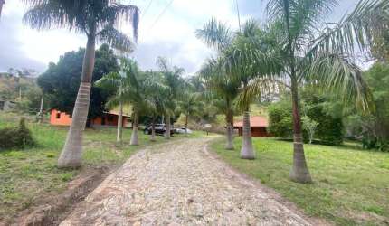 Sítio para Venda em Sapucaia, Nossa Senhora da Aparecida, 5 dormitórios, 2 banheiros, 2 vagas