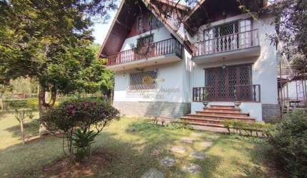 Casa para Venda em Teresópolis, Parque do Ingá, 3 dormitórios, 1 suíte, 2 banheiros, 2 vagas