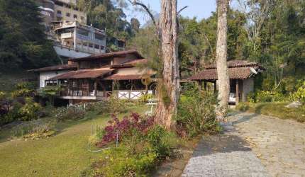 Casa para Venda em Teresópolis, Parque do Ingá, 3 dormitórios, 2 suítes, 3 banheiros, 2 vagas