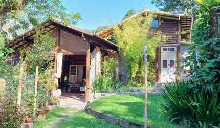 Casa em Condomínio para Venda em Guapimirim, Limoeiro, 5 dormitórios, 4 banheiros, 4 vagas