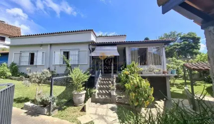Casa para Venda em Teresópolis, Golfe, 3 dormitórios, 1 suíte, 3 banheiros, 2 vagas