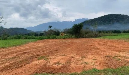 Terreno para Venda em Guapimirim, Cotia