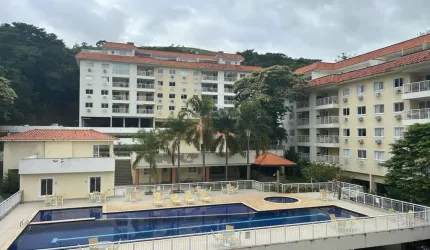 Cobertura Duplex para Venda em Petrópolis, Itaipava, 4 dormitórios, 1 suíte, 3 banheiros, 2 vagas